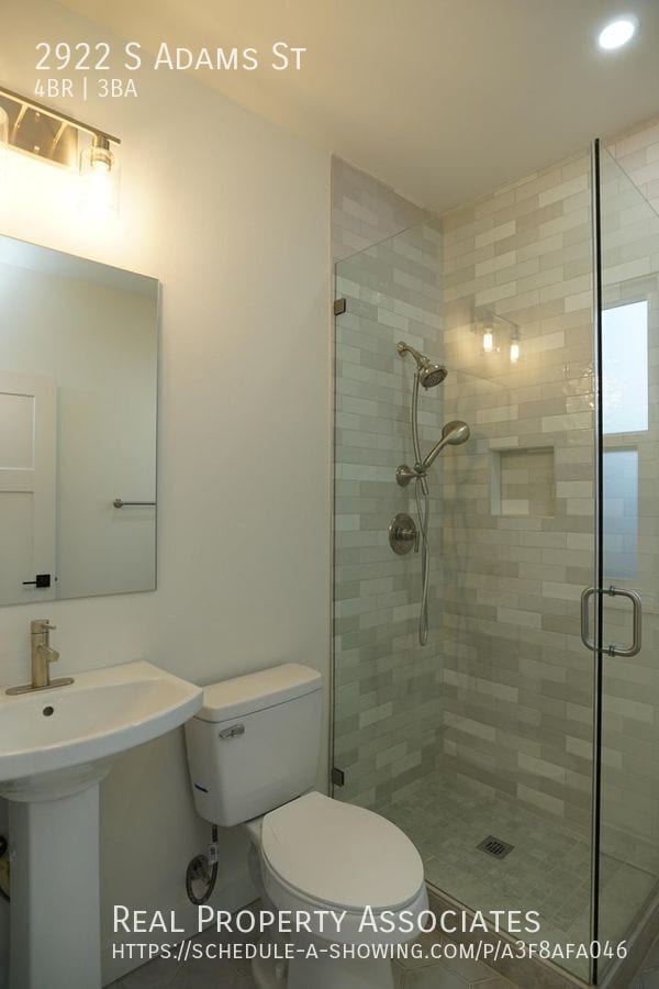 Building Photo - 2922 S Adams St