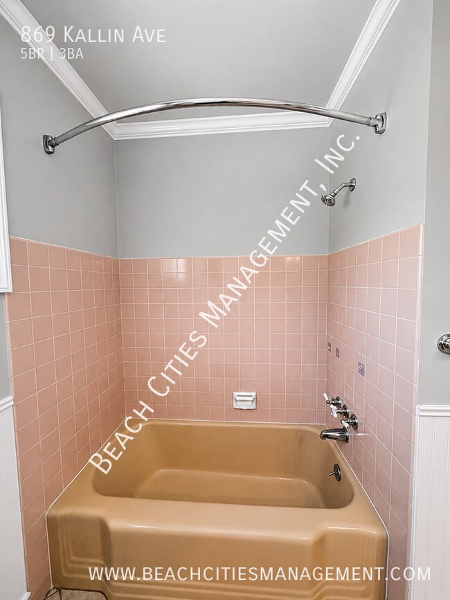 Building Photo - 869 E Kallin Way
