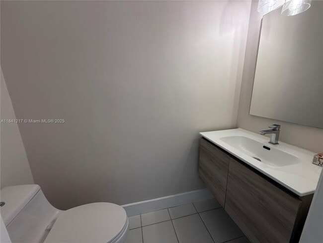 Building Photo - 16736 Hemingway Dr