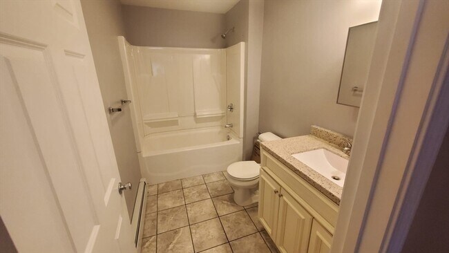 Building Photo - 246-248 Mt Pleasant St