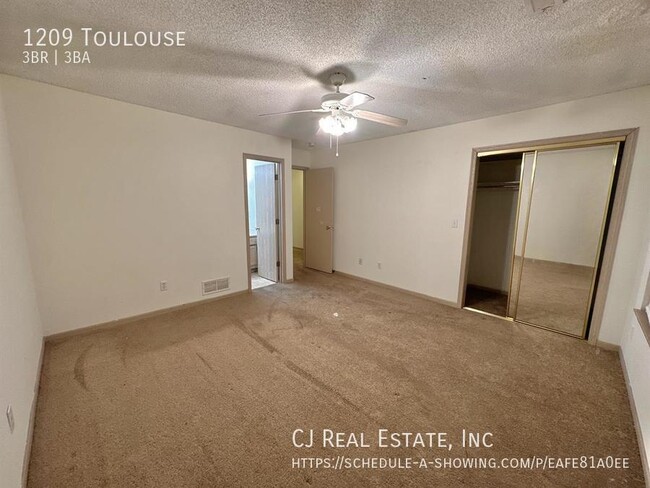 Building Photo - 1209 Toulouse-