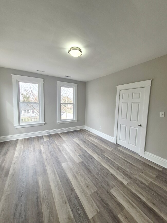 Building Photo - 3325 Florida Ave