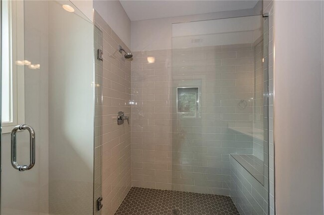 Building Photo - 3561 Blair Cir NE