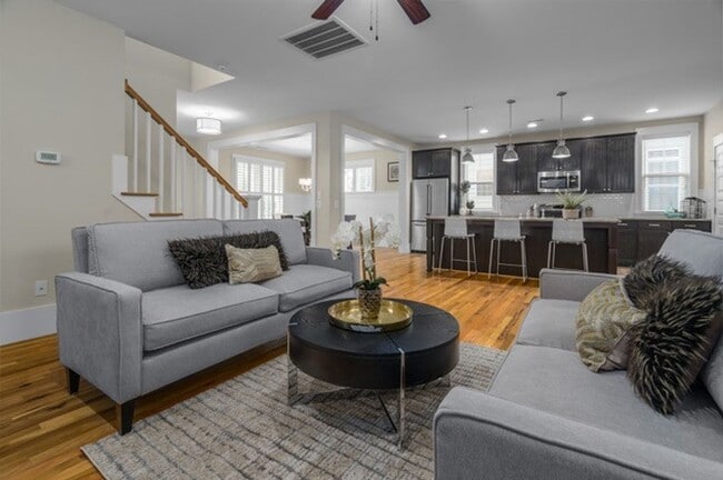 Building Photo - Impeccable Briar Chapel (Chapel Hill) home!