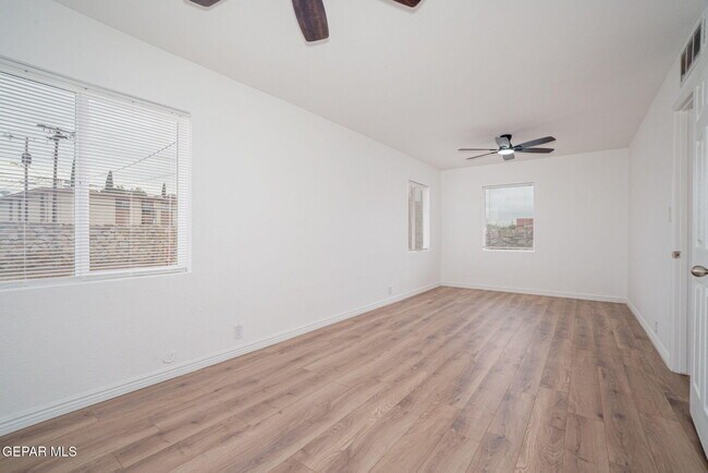 Building Photo - 6302 Wieland Way