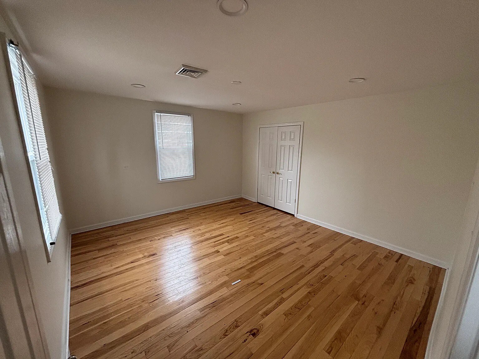 Building Photo - 7 Berry Rd