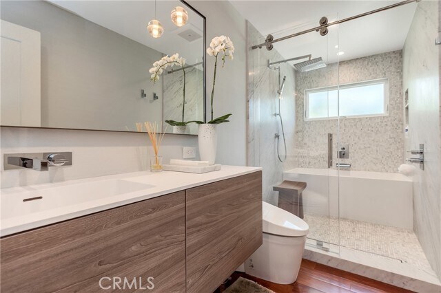 Building Photo - 2897 Chateau Way