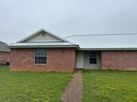Building Photo - China Spring ISD Duplex