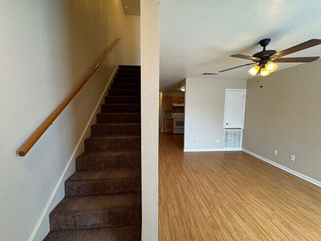 Building Photo - 3805 Ys Pak Ct