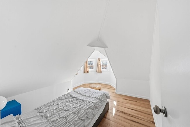 Building Photo - 124 73rd St