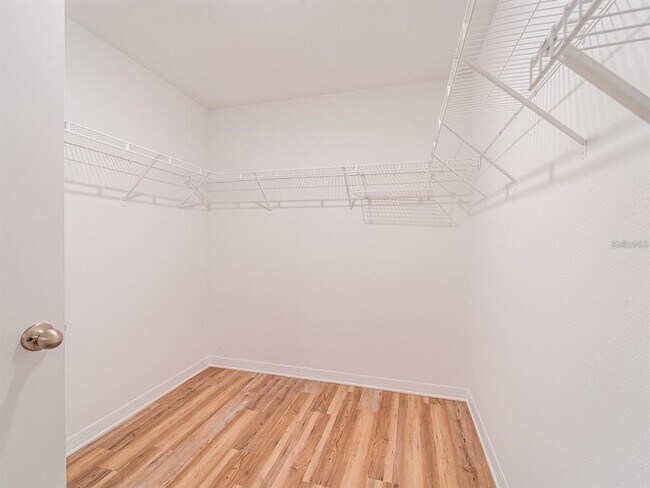 Building Photo - 13748 Wineberry Dr