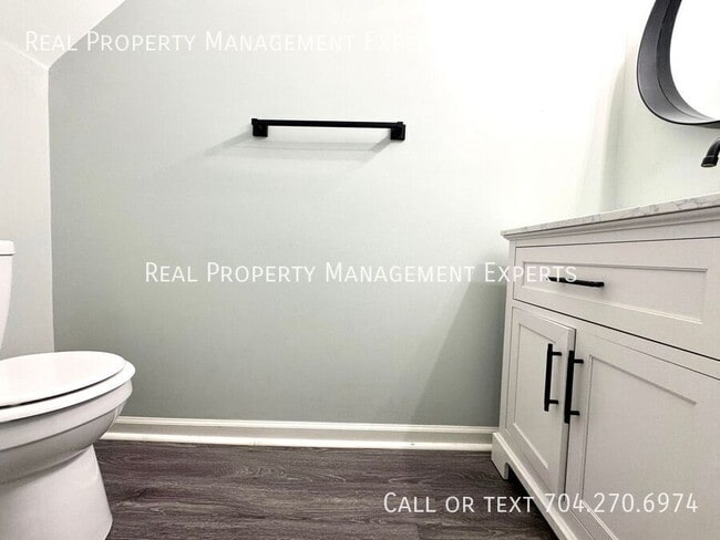 Building Photo - 3837 Glenlea Commons Dr