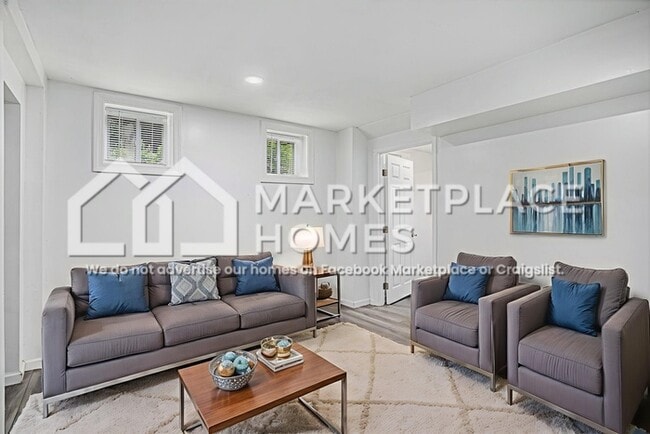 Building Photo - 23 Bisbee Ave SE