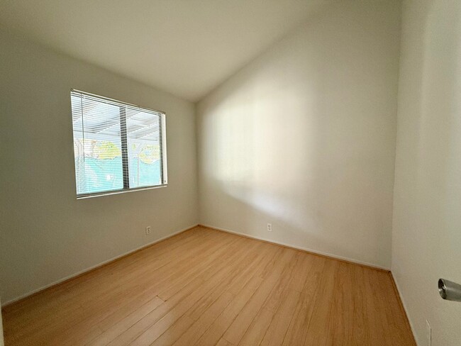 Building Photo - For Rent – Updated 3-Bedroom Home in Piru