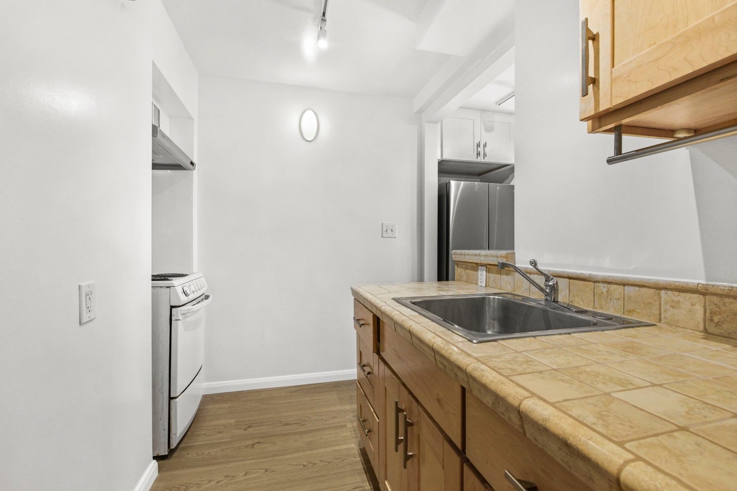 Building Photo - 52 Panoramic Way