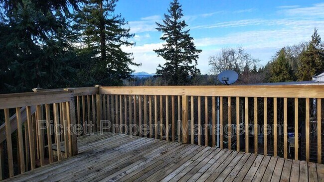 Building Photo - 2103 N Lafayette Ave