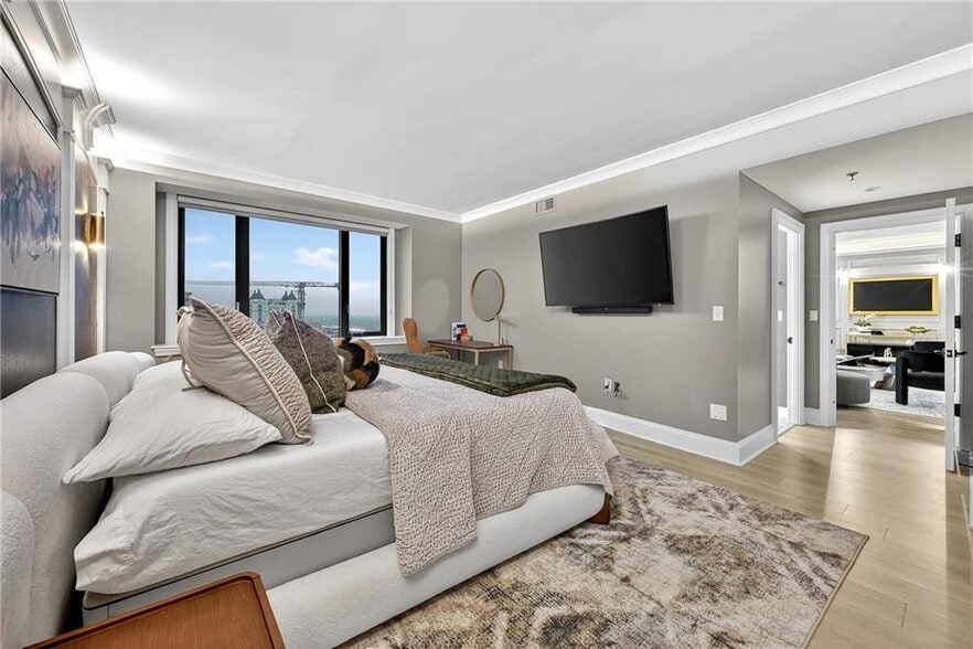 Building Photo - 75 14th St NE