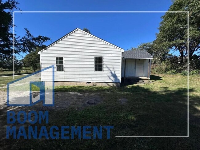 Building Photo - 1867 Warrenton Rd