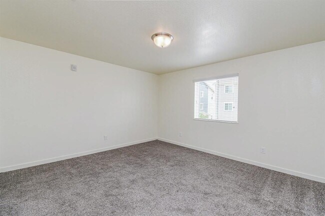 Building Photo - 21155 Gosling Rd