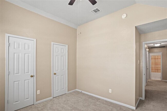 Building Photo - 8922 Green Castle Way