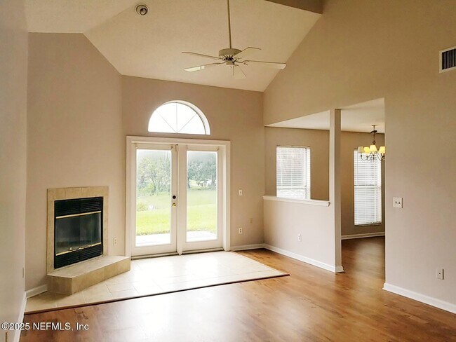 Building Photo - 2159 St Martins Dr E