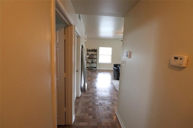 Building Photo - 1513 Cage St