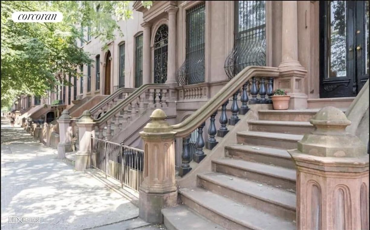 Building Photo - 206 Washington Park