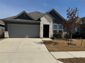 Building Photo - 104 Corn Ln