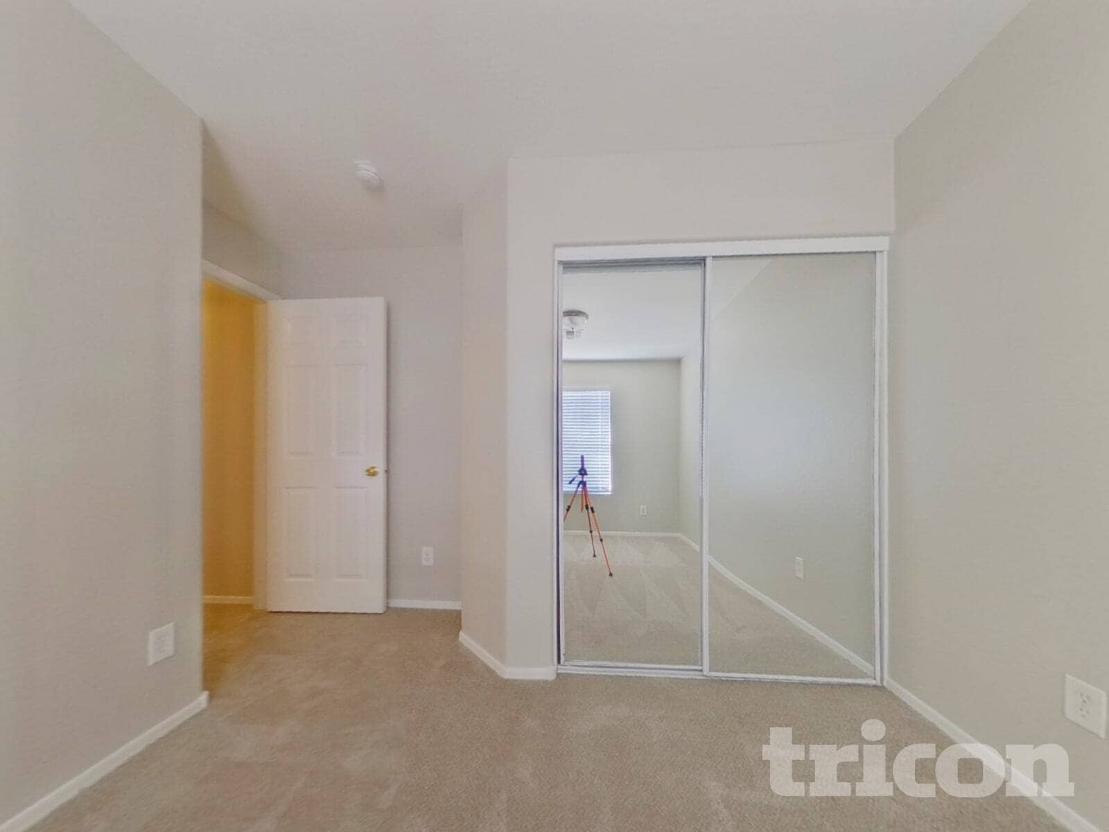 Building Photo - 2640 S 89th Ave