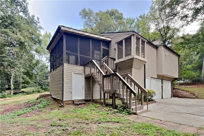Building Photo - 2021 Kramer Way