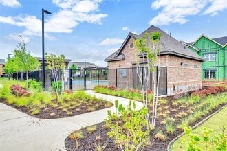 Building Photo - 2723 Vista Park Ln