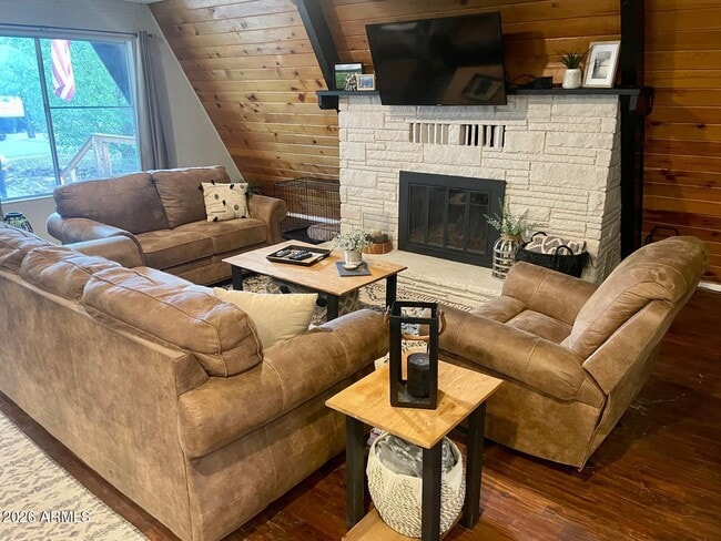 Building Photo - 17455 Big Sky Dr