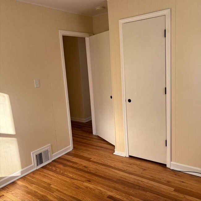 Building Photo - 4481 Westpoint St