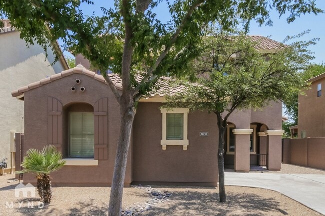 Building Photo - 1635 S Starling Dr