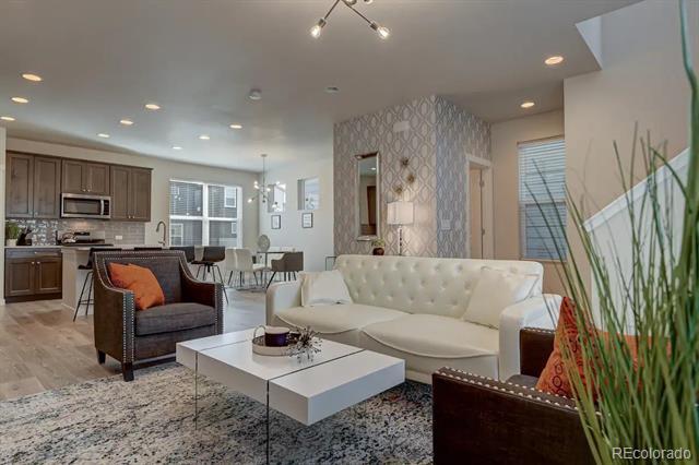 Building Photo - 6039 Abbey Hill Ln