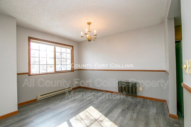 Building Photo - 2450 Hampshire Rd