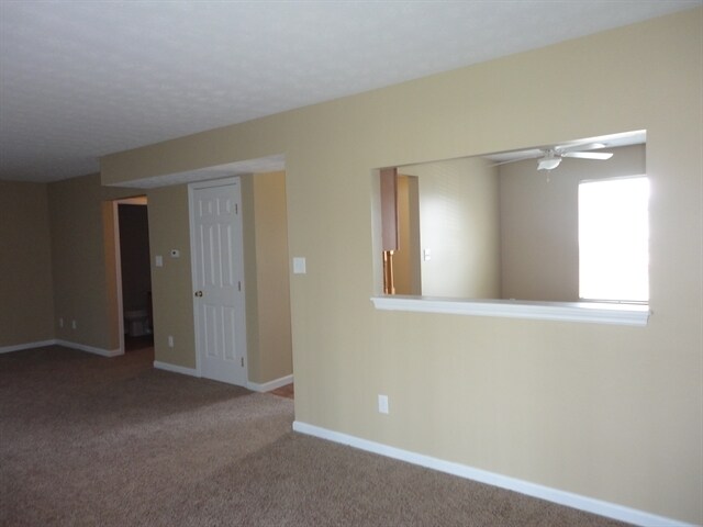 Building Photo - 936 Hathaway Dr