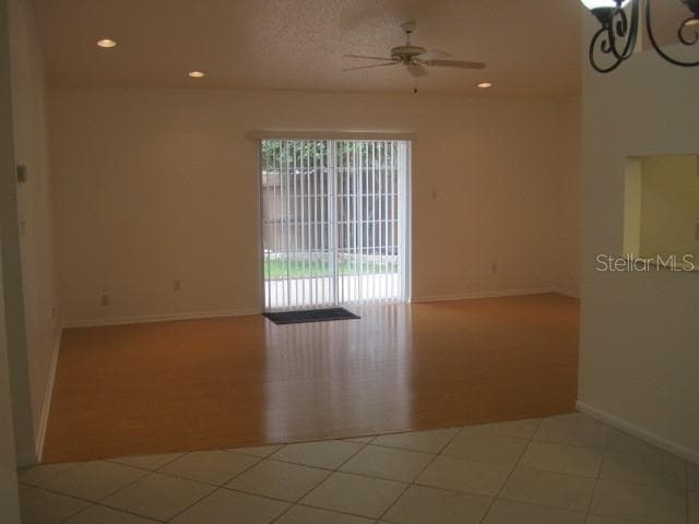Building Photo - 102 Oakridge Ct