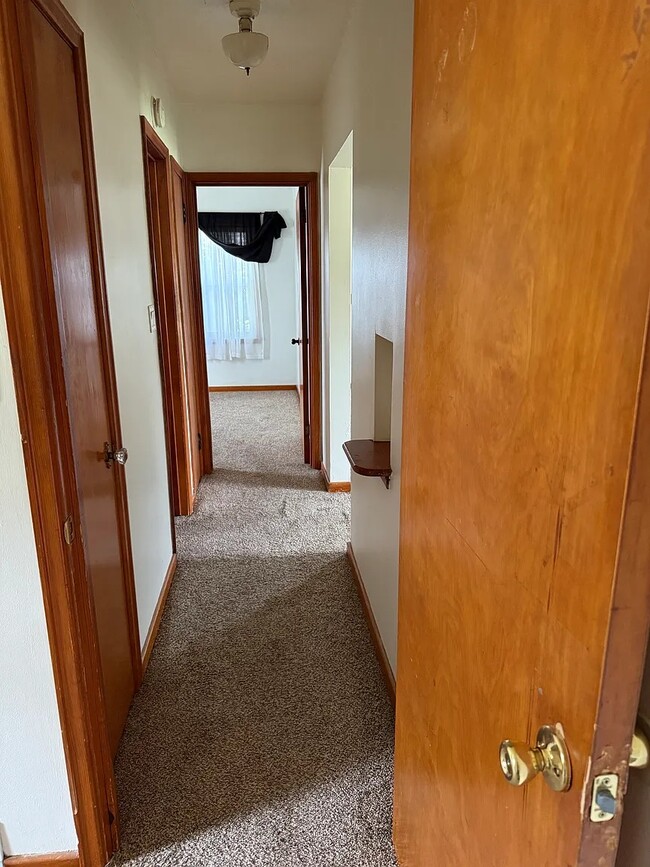 Building Photo - 1808 Vine St