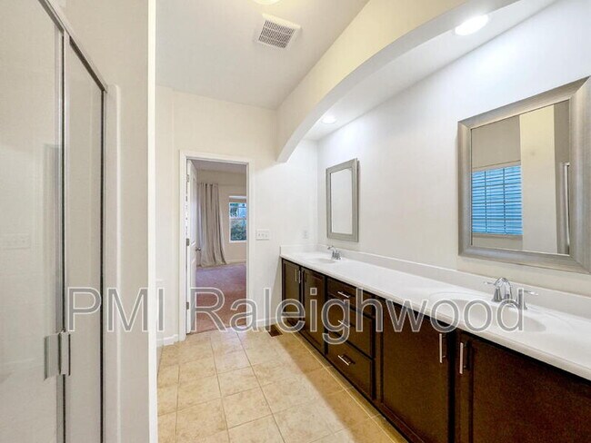 Building Photo - 1017 Thoughtful Spot Ln