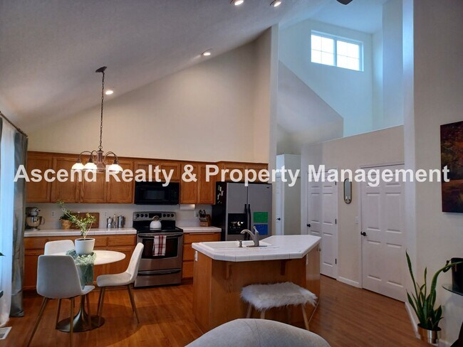 Building Photo - Woodhaven Sherwood Magical One Level Home Available January 1 Small Pet w/Pet Rent