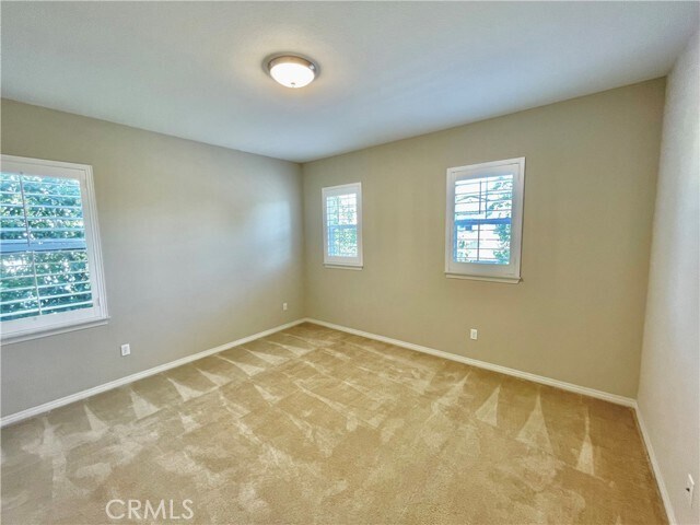 Building Photo - 6430 Sheffield St