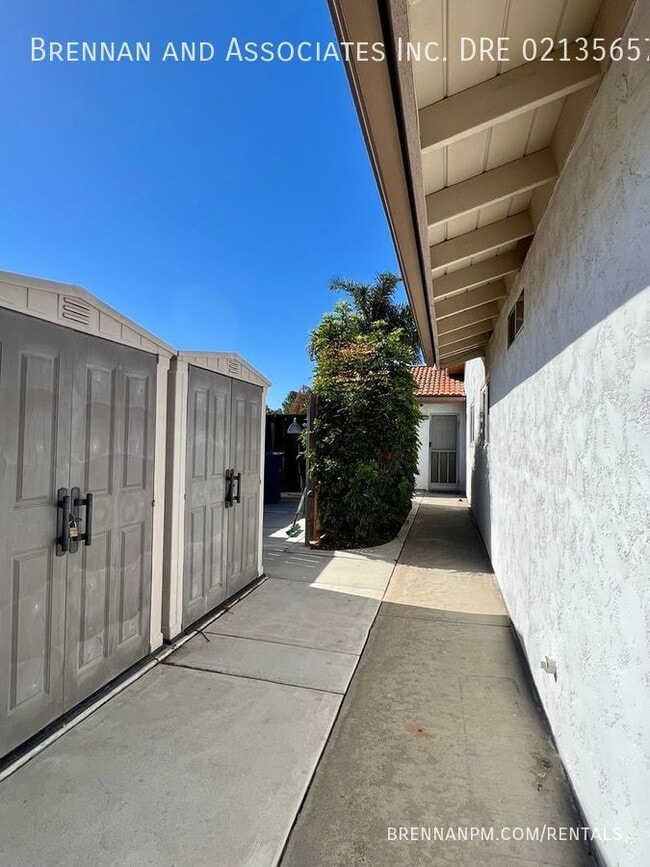 Building Photo - 5775 Sprinter Ln