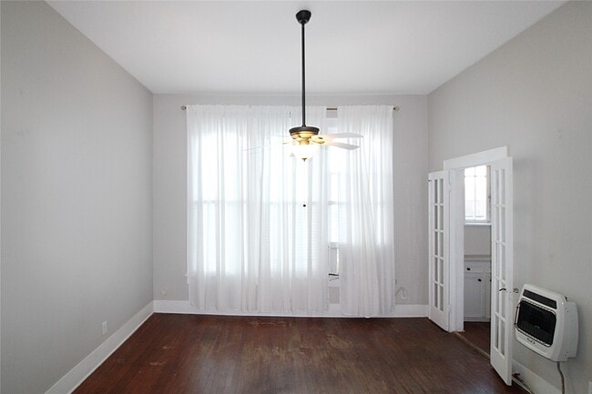 Building Photo - 1902 Church St