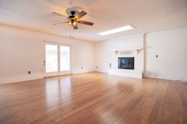 Building Photo - 86 Schooner Ln