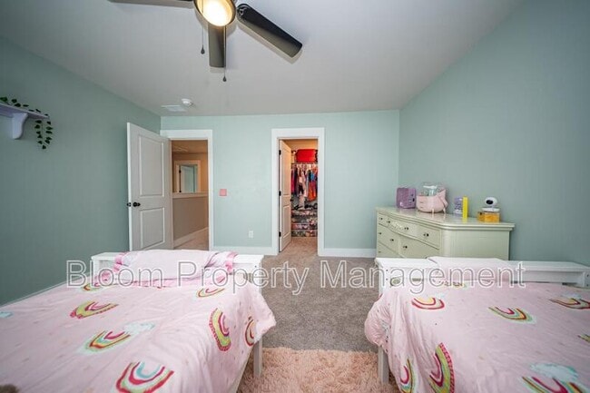 Building Photo - 5008 Cedar Brush Ct