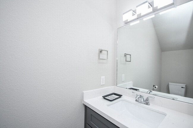 Building Photo - 4401 Alvin St