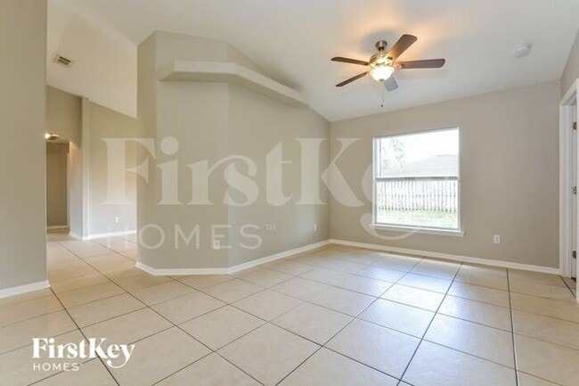 Building Photo - 506 Kingfisher Dr