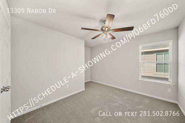 Building Photo - 13305 Nabob Dr