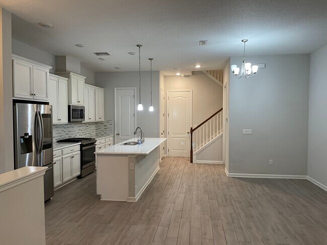 Building Photo - 64 Seastar Ct